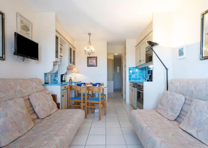 Daire Les Parcs De Grimaud-7 By Interhome Grimaud