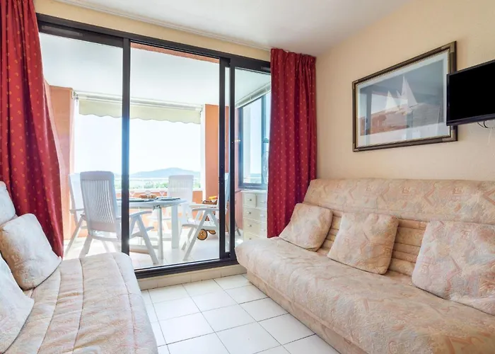 公寓 Les Parcs De Grimaud-7 By Interhome *
